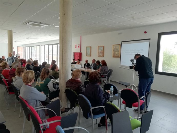 Taller del Día Mundial de la Actividad Física y el Deporte en Sanlúcar la Mayor