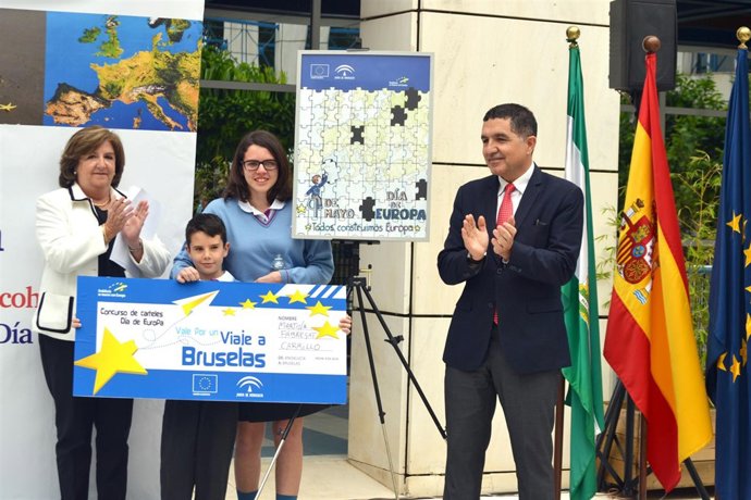 Celebración del Día de Europa, con secretario general de Economía, Gaspar Llanes