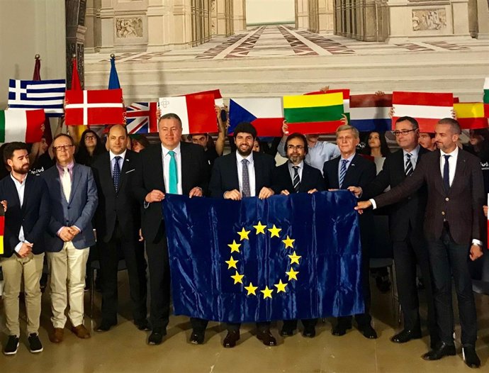 El jefe del Ejecutivo regional, Fernando López Miras, clausura los actos