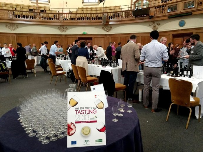 [Sevilla] Foto Y Nota De Prensa: Empresas Gaditanas Participan En La Octava Edic