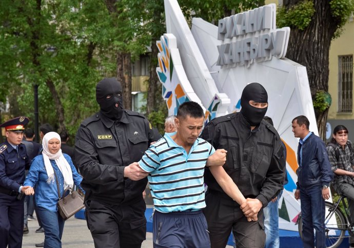 La Policía detiene a manifestantes antigubernamentales en Kazajistán