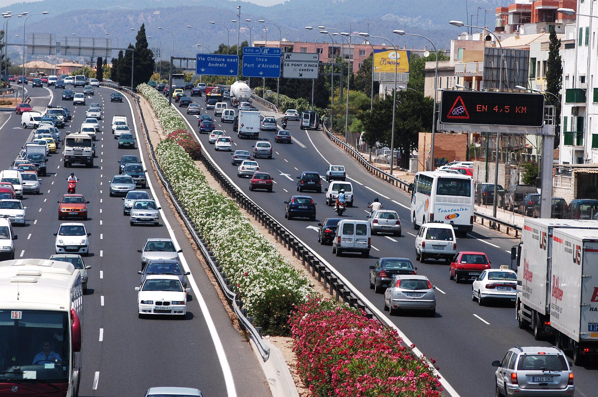 El Consell de Mallorca se compromete a crear una comisión para buscar solución al 'caos' circulatorio en las carreteras