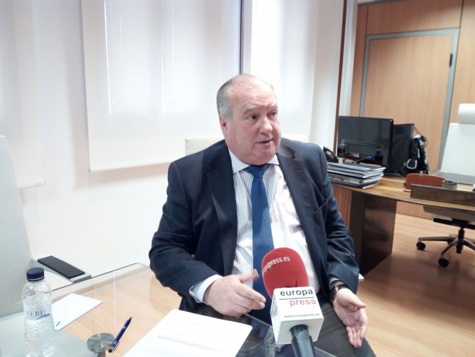 Roberto Larrañaga een entrevista con Europa Press