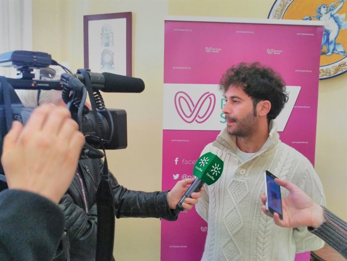 El concejal de Participa Sevilla Julián Moreno
