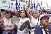 ¿Cuáles son los factores que pueden llevar a un nuevo 'corralito' en Argentina?