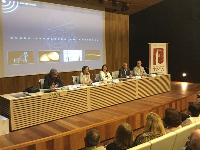 Acto sobre la Cámara Sepulcral de Toya en el Museo Arqueológico Nacional.