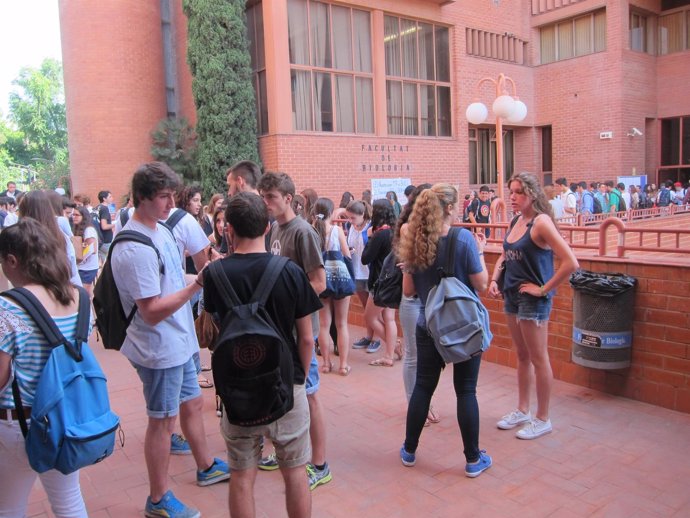 Estudiantes catalanes en las pruebas de Selectividad