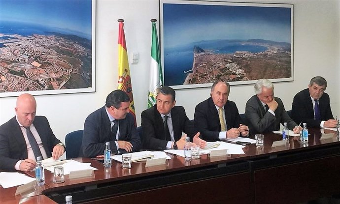 Sanz presentando el recinto fiscal Bahía de Algeciras 