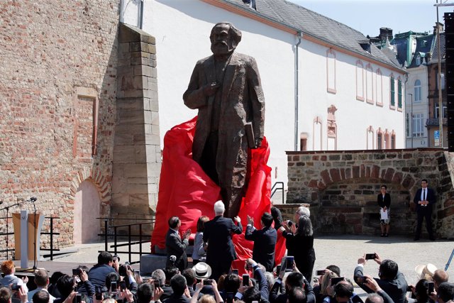 Estatua de Karl Marx en Tréveris