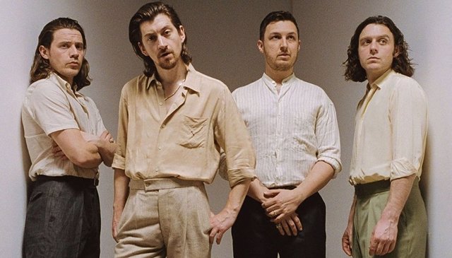 ARCTIC MONKEYS