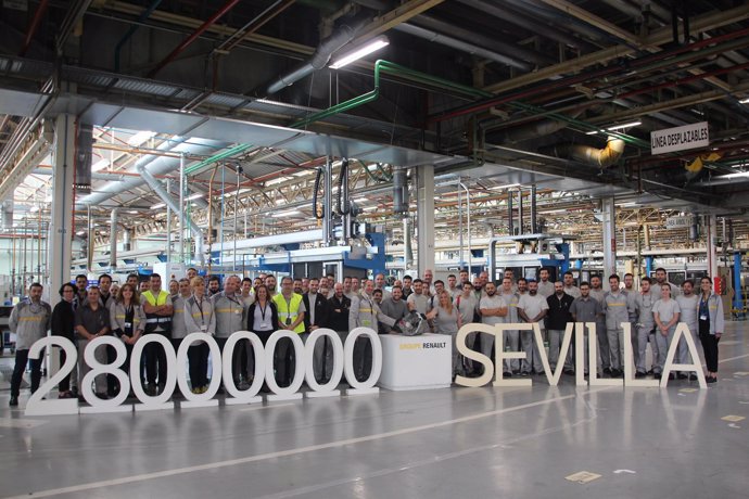 La factoría Renault en Sevilla fabrica su caja de velocidades 28 millones.