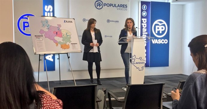 Rueda de prensa de Ana Morales y Ana Salazar, del PP