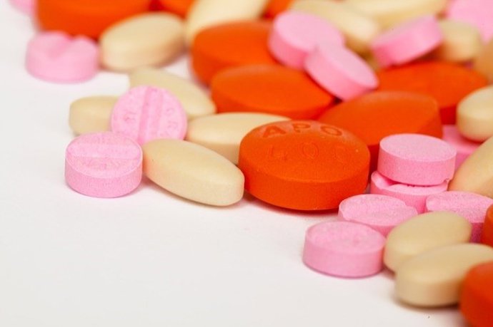 Antibiòtic, pastilles, medicina.