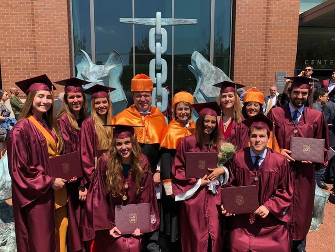 Graduación del Dual Business Degree, de Loyola Andalucía y Loyola Chicago