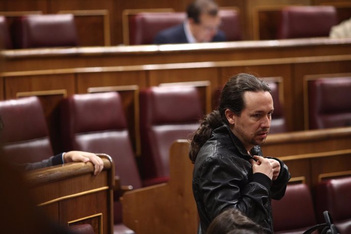 El líder de Podemos, Pablo Iglesias, en el Pleno del Congreso