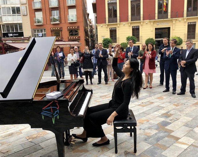 Imagen de la actividad 'Pianos en la calle'