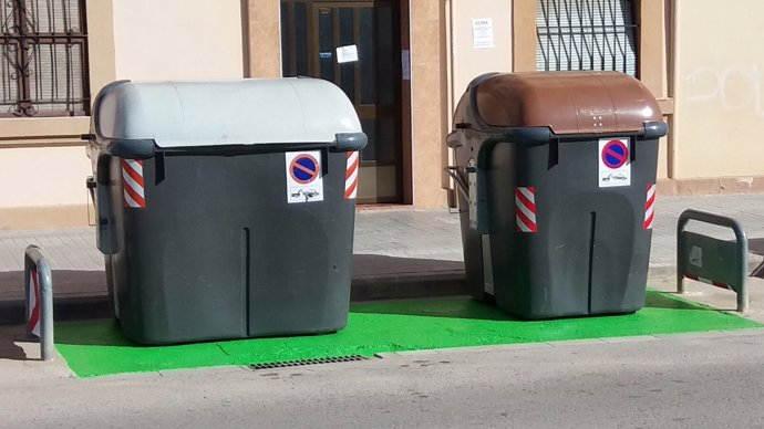 Contenedores de basura en València 