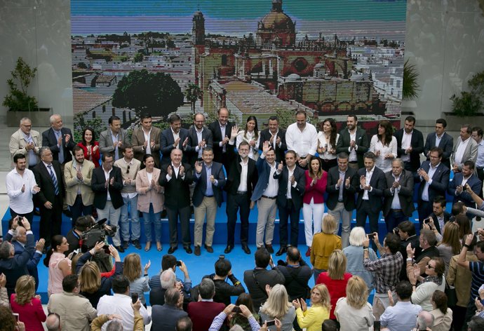 Acto del PP en Jerez, con Rajoy y Juanma Moreno