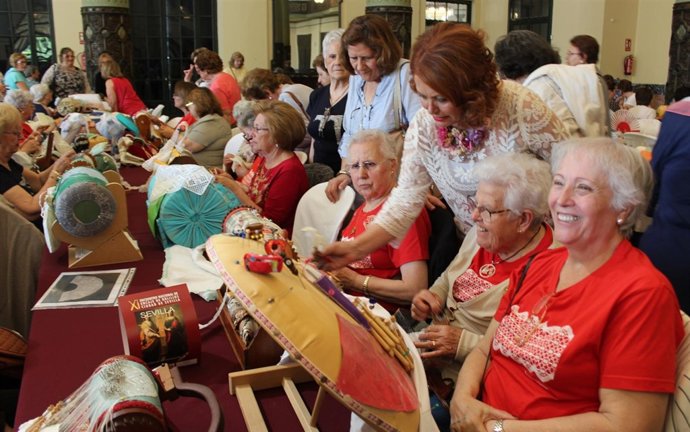 [Sevilla] Fotografía. Adela Castaño. Encuentro Encajeras De Bolillos