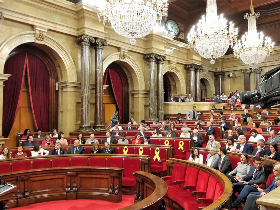 Primera sesión del pleno del Parlament de investidura de Quim Torra, JxCat