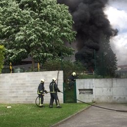 Incendio en Los Canapés (Avilés)
