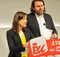 Eva Solla (EU) mantiene la postura "mayoritaria" del grupo de En Marea de no exigir la dimisión a Quinteiro