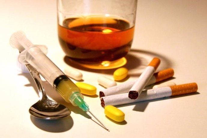 Drogas, tabaco, alcohol, medicamentos, alcoholismo, adicción, drogodependencia