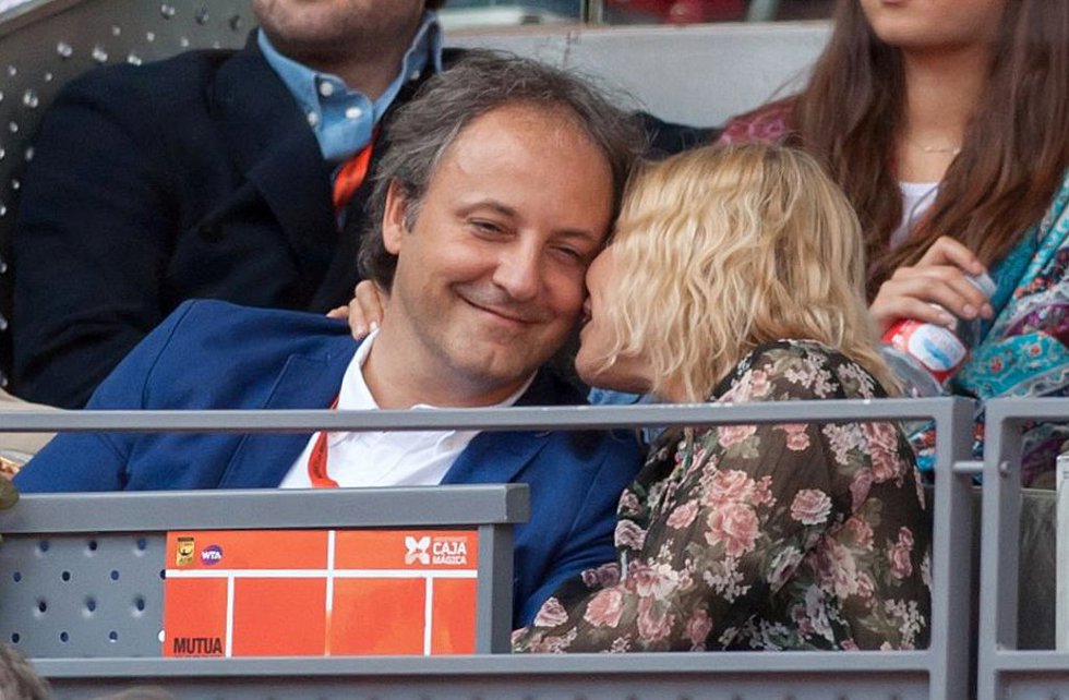 EUGENIA MARTINEZ DE IRUJO