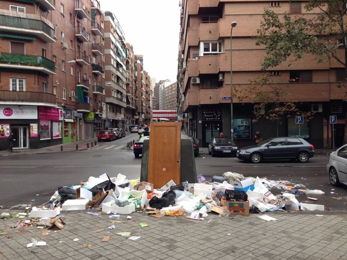 Efectos de la huelga de limpieza viaria en el barrio de Chamartín