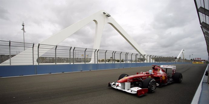 Fernando Alonso Durante Los Libres Del GP Europa