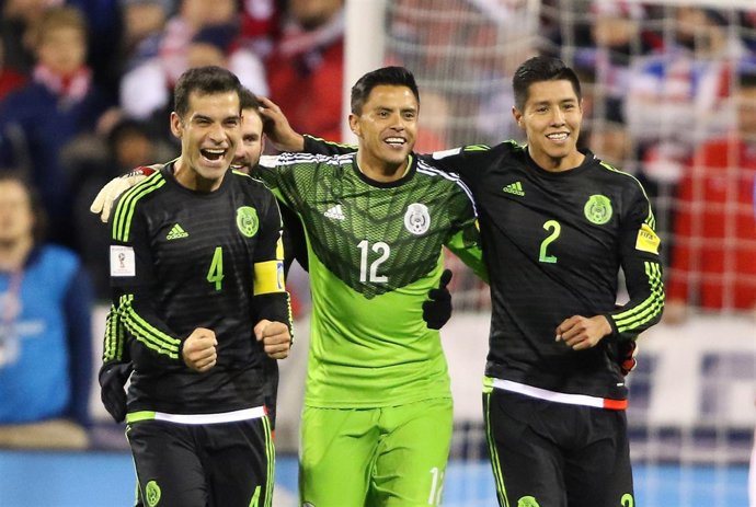Rafa Márquez Alfredo Talavera Hugo Ayala México