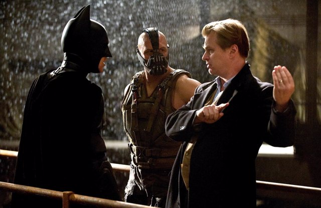 Christopher Nolan dirige La leyenda renace