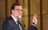 Rajoy espera que Rivera se sume al acuerdo con Sánchez sobre Cataluña y que pase a ser de "tres partidos"