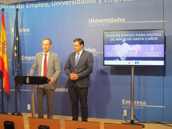 Javier Celdrán, en la rueda de prensa para dar a conocer el plan