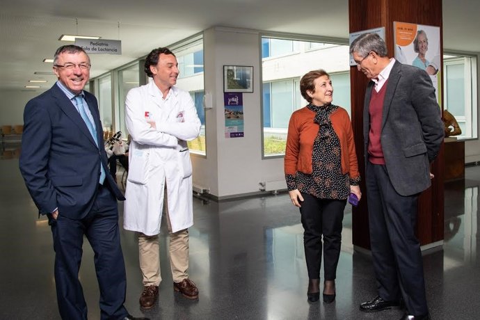 La consejera de Sanidad, María Luisa Real, visita las obras ejecutadas en el Cen