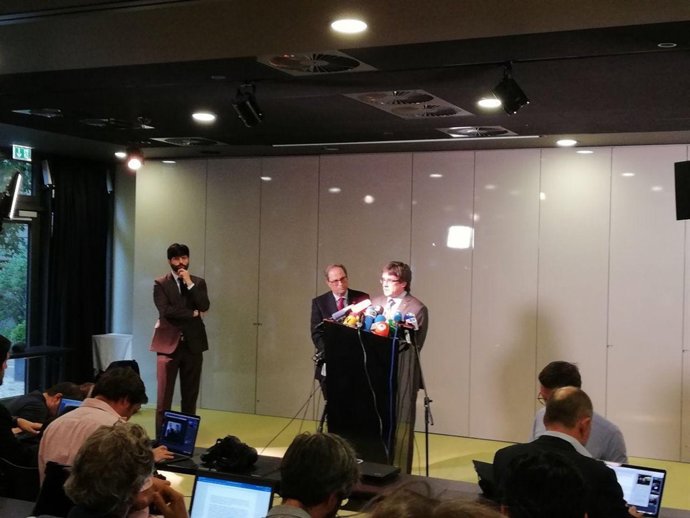Quim Torra i  Carles Puigdemont a Alemanya
