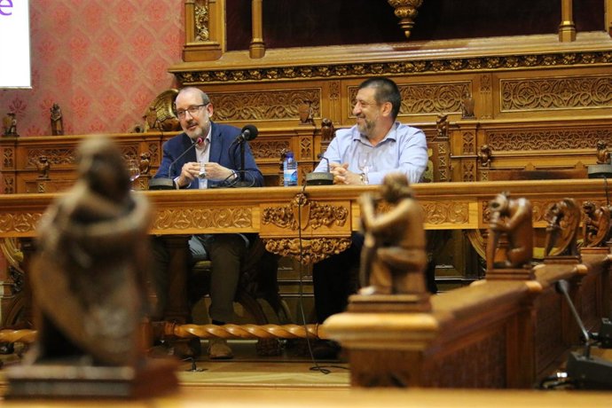 Ciclo de charlas Consell