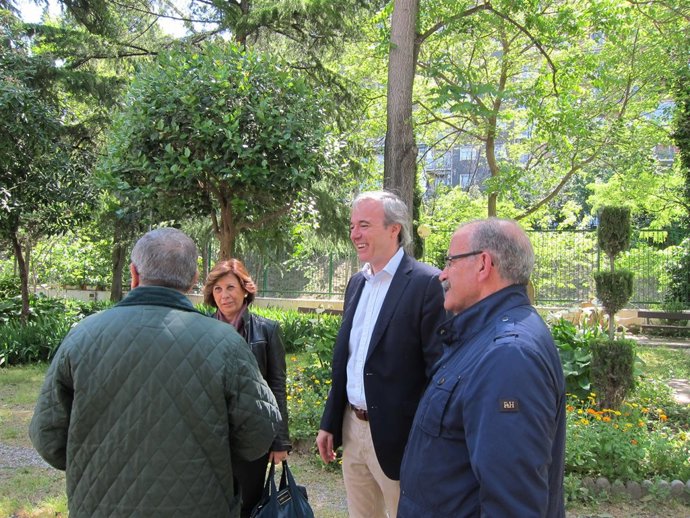 Azcón ha visitado este miércoles el centro de mayores Laín Entralgo