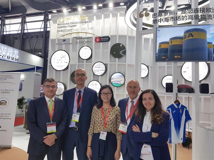 La delegación del Puerto de Barcelona en la feria Transport Logistic China