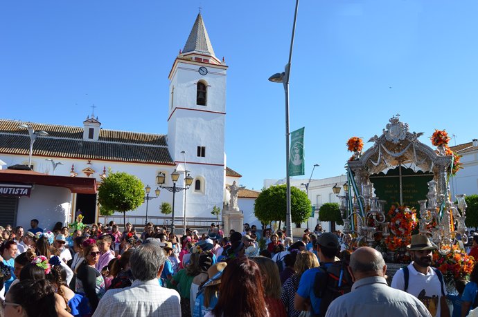 Salidad de la Hermandad del Rocío de San Juan del Puerto (Huelva). 