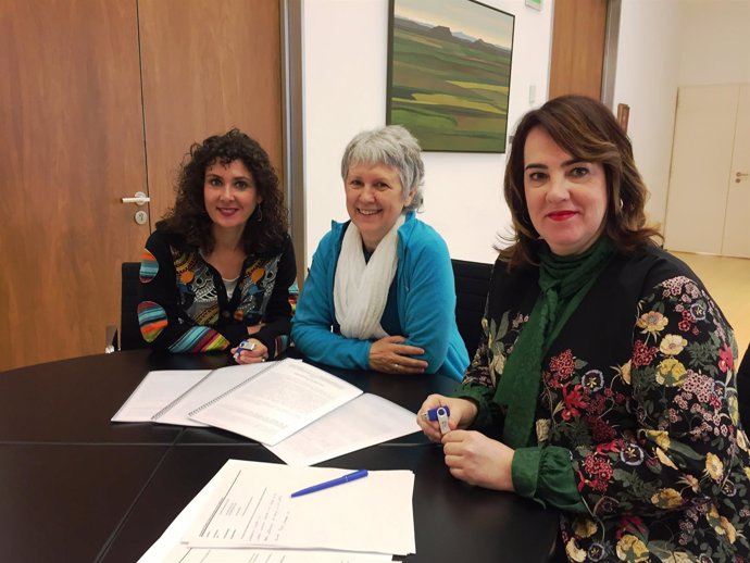 Olga Beortegui, Marisa Aristu y Ainhoa Aznárez.