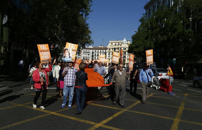 Afectados de Forum, Afinsa y Arte y Naturaleza protestan