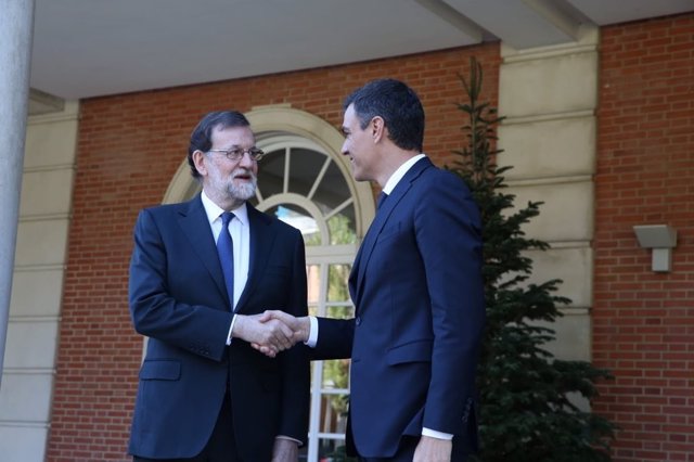 Reunión de Mariano Rajoy y Pedro Sánchez en La Moncloa