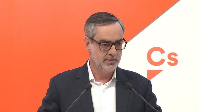 José Manuel Villegas durant una roda de premsa