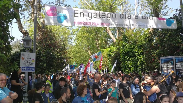 Manifestación de Queremos Galego 17 de mayo de 2018