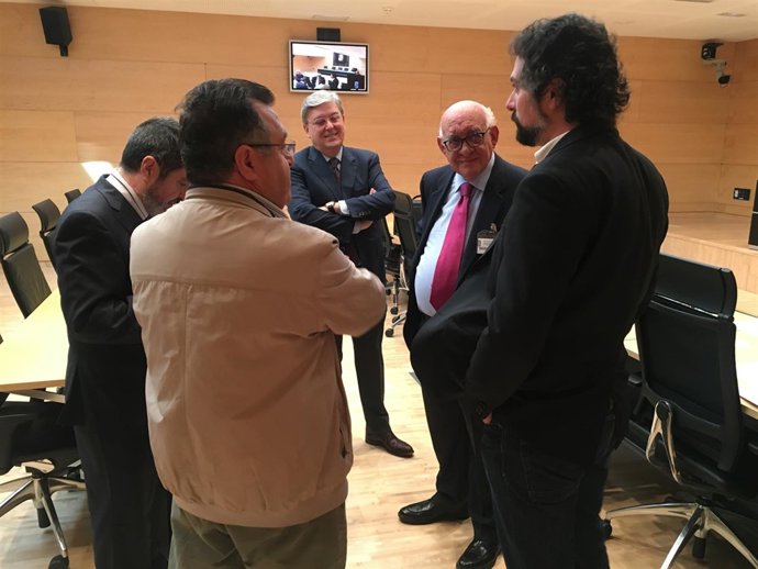 Valladolid.- Momentos previos a la comparecencia