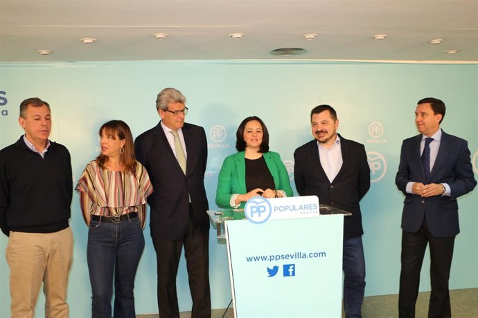 Los populares Virginia Pérez y Toni Martín, entre otros