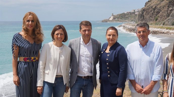 Carmen Crespo, Patricia Narro en Torrox               