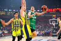 El Fenerbahce evita sorpresas y peleará por defender su trono