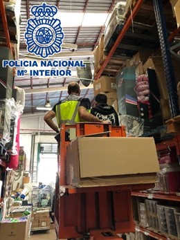 Policía Nacional Nota De Prensa, Enlace A Vídeo Y Foto (La Policía Nacional Inte
